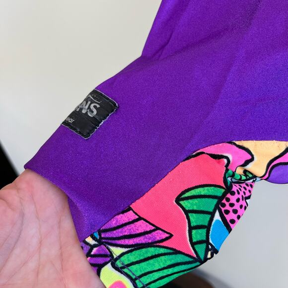 Vintage Fishskins Ruffle Rashguard Swim Suit - Picture 9 of 12